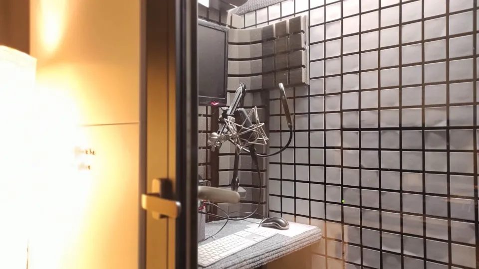 Sprecherkabine im IP-ready-Studio von Roland Geiger
